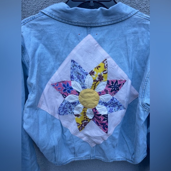 XIRENA Daisey Patch Haven Denim Jacket in Blue Dove New with Tags! - Picture 10 of 10